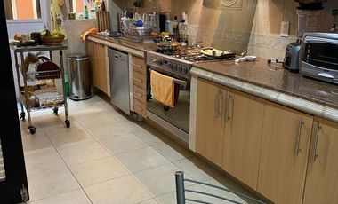 Casa en condominio con alberca en Tepepan