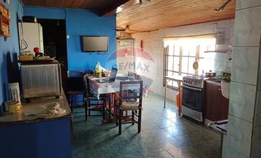 Casa con Parcela en Rauco: ¡Una Oportunidad Única!