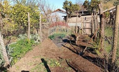 Casa con Parcela en Rauco: ¡Una Oportunidad Única!