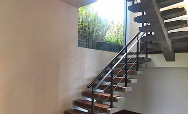 ARRIENDO de CASAS en LA CALERA