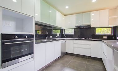 VENTA de CASAS en LA CALERA