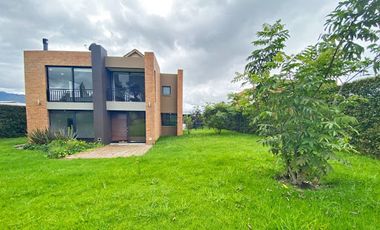 VENTA de CASAS en LA CALERA