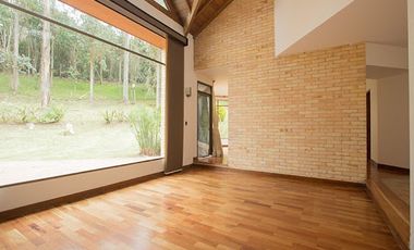 ARRIENDO de CASAS en LA CALERA