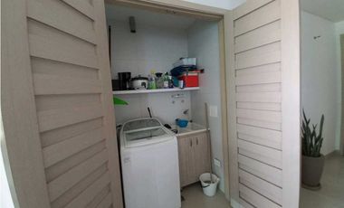 EN ARRIENDO APARTAMENTO AMOBLADO  POZOS COLORADOS