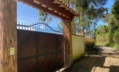 Casa para La Venta en Marinilla Vereda la Esperanza