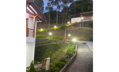 Casa para La Venta en Marinilla Vereda la Esperanza