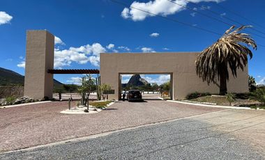 TERRENO EN VENTA EN PEÑA DE BERNAL