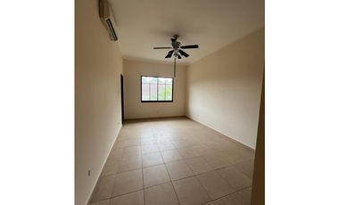 VENTA DE CASA EN CAMINO DE CRUCES
