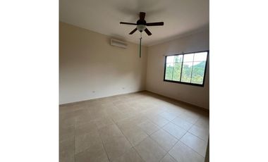 VENTA DE CASA EN CAMINO DE CRUCES