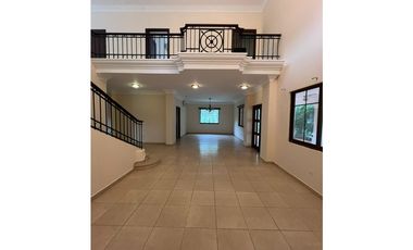 VENTA DE CASA EN CAMINO DE CRUCES