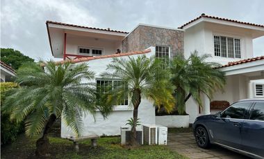 Casa de playa en Coronado (ID 13206)