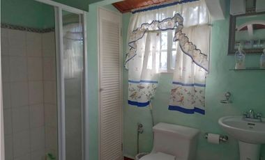 Finca en venta  de 1.8 hectáreas en El Valle de Antón (BO)