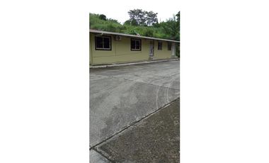 SE VENDE CASA  PRADERAS DE SAN LORENZO