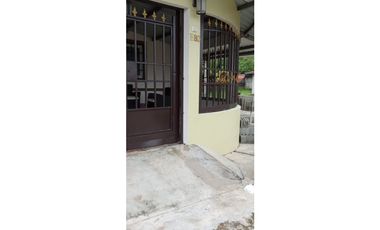 SE VENDE CASA  PRADERAS DE SAN LORENZO