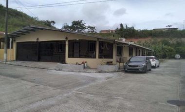 SE VENDE CASA  PRADERAS DE SAN LORENZO