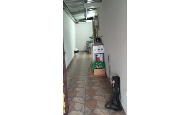 SE VENDE CASA  PRADERAS DE SAN LORENZO