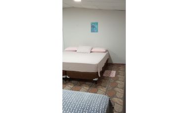 SE VENDE CASA  PRADERAS DE SAN LORENZO