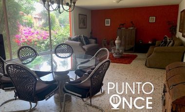 La Herradura.- Casa en venta, ideal para modernizar.