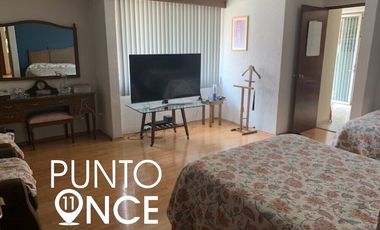 La Herradura.- Casa en venta, ideal para modernizar.