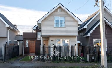 ¡Excelente casa con departamento independiente!