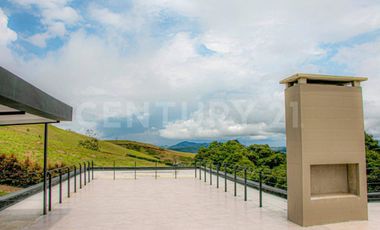 ALQUILER CASA EN EL LAGO CALIMA