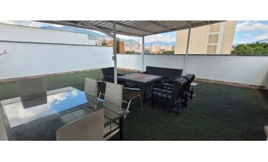 ARRIENDO APARTAMENTO AMOBLADO CON TERRAZA EN LAURELES ESTADIO