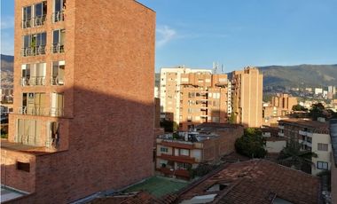 ARRIENDO APARTAMENTO AMOBLADO CON TERRAZA EN LAURELES ESTADIO