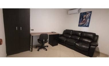 ARRIENDO APARTAMENTO AMOBLADO CON TERRAZA EN LAURELES ESTADIO