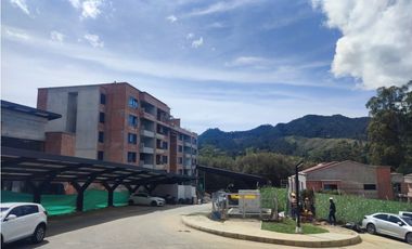 vendo apartamento el Retiro, unidad cerrada  68 m2