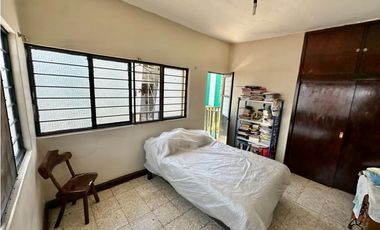 Edificio en Zacatepec Morelos comercial en esquina