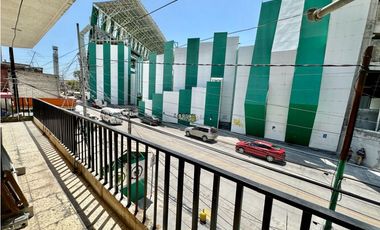 Edificio en Zacatepec Morelos comercial en esquina