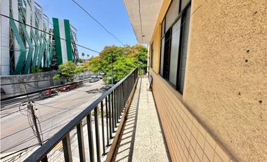Edificio en Zacatepec Morelos comercial en esquina