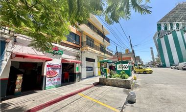 Edificio en Zacatepec Morelos comercial en esquina