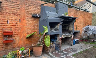 VENTA PH 3 AMBIENTES CON PATIO COCHERA Y PARRILLA