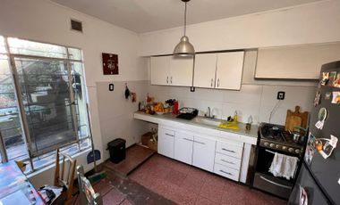 VENTA PH 3 AMBIENTES CON PATIO COCHERA Y PARRILLA