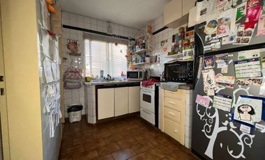 VENTA PH 4 AMBIENTES CON TERRAZA PROPIA !!!!