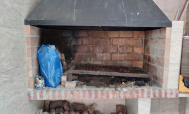 ALQUILER CASA 5 AMB BARRIO 