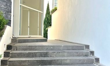 Casa en Venta en Laureles, Bosques de las Lomas