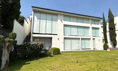 Casa en Venta en Laureles, Bosques de las Lomas