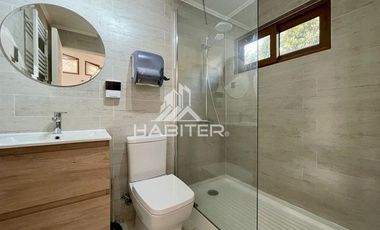 Terreno Construccion  en Venta en Casa 2 pisos mas 8 cabañas estudio ideal para Hotel Boutique - Restobar a minutos del centro de Pucón