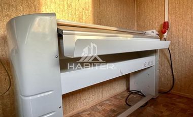 Terreno Construccion  en Venta en Casa 2 pisos mas 8 cabañas estudio ideal para Hotel Boutique - Restobar a minutos del centro de Pucón