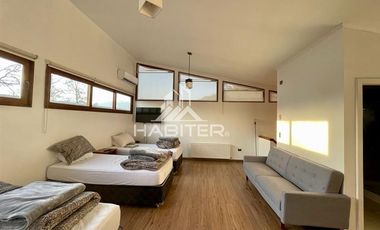 Terreno Construccion  en Venta en Casa 2 pisos mas 8 cabañas estudio ideal para Hotel Boutique - Restobar a minutos del centro de Pucón