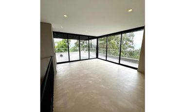 HERMOSO DUPLEX LOMA DEL ESCOBERO CON HERMOSA VISTA Y TERRAZA