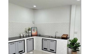 2 Bedroom Townhouse for sale in Lat Sawai, Pathum Thani
