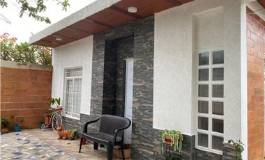 Finca de 553m2 con piscina en venta Santa Elena El Cerrito Valle