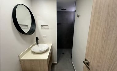 HERMOSO APARTAMENTO REMODELADO CERCA A OVIEDO
