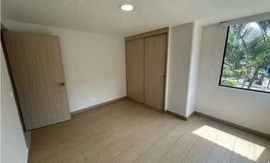HERMOSO APARTAMENTO REMODELADO CERCA A OVIEDO
