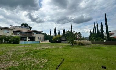 Casa en Venta / Renta en Fracc Santa Sofía Country Club (AMUEBLADA)