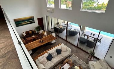 Casa en Venta / Renta en Fracc Santa Sofía Country Club (AMUEBLADA)