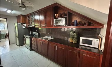 VENDO CASA UNIFAMILIAR EN CONDADO DEL REY $355.000